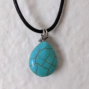 Turquoise stone necklace
